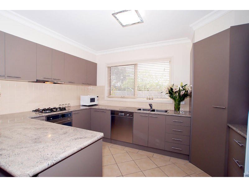 25 Johnson Drive, Ferntree Gully VIC 3156