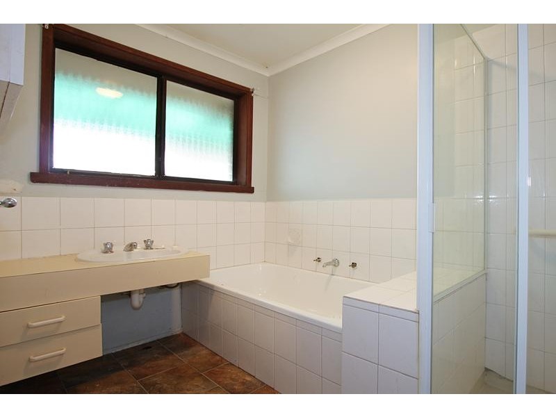 40 Orna Street, Ferntree Gully VIC 3156