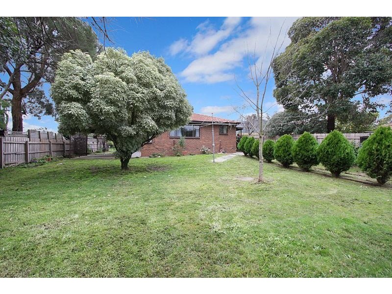 40 Orna Street, Ferntree Gully VIC 3156
