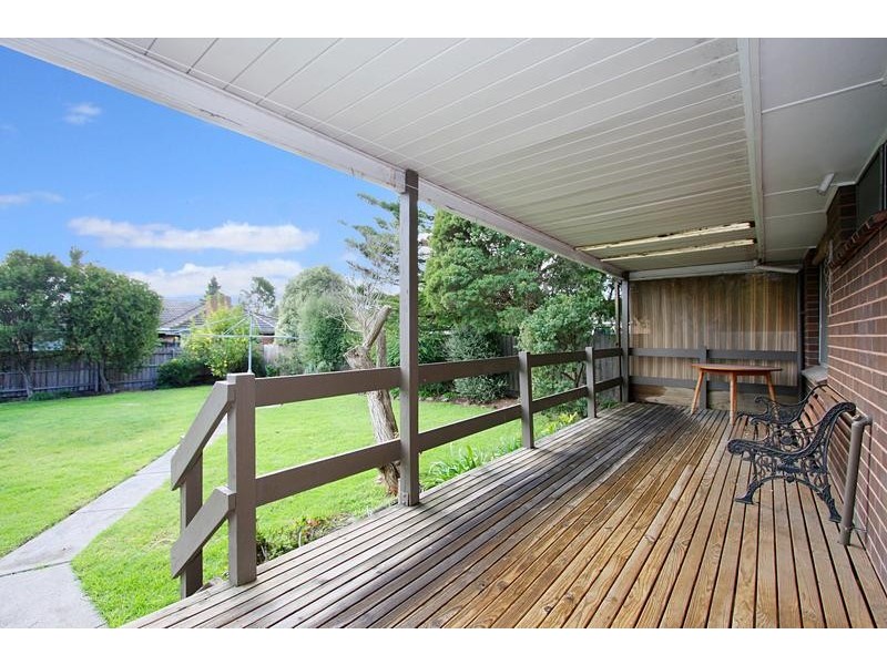 35 Renwick Road, Ferntree Gully VIC 3156