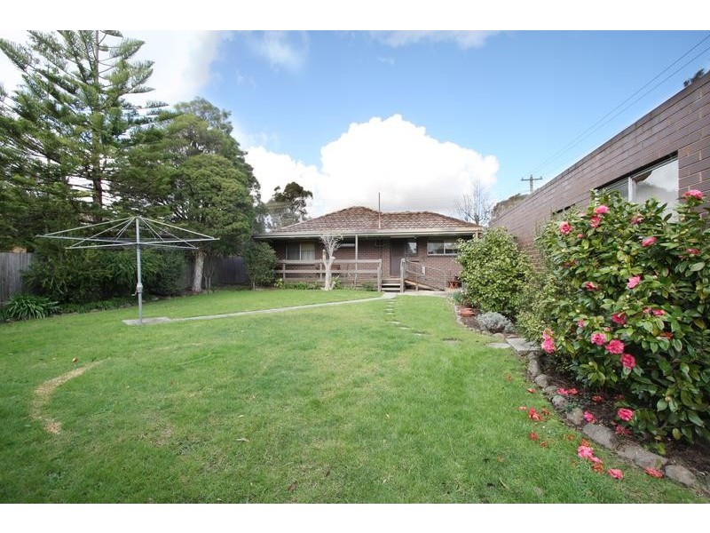 35 Renwick Road, Ferntree Gully VIC 3156