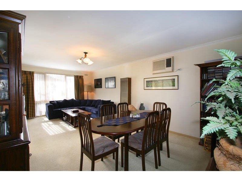 4/24 Flower Street, Ferntree Gully VIC 3156