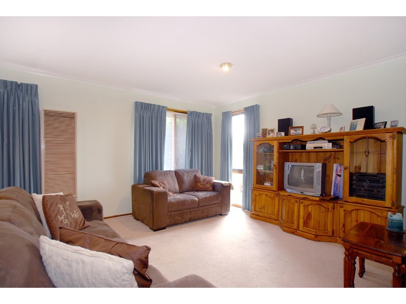 67 Beresford Drive, Boronia VIC 3155