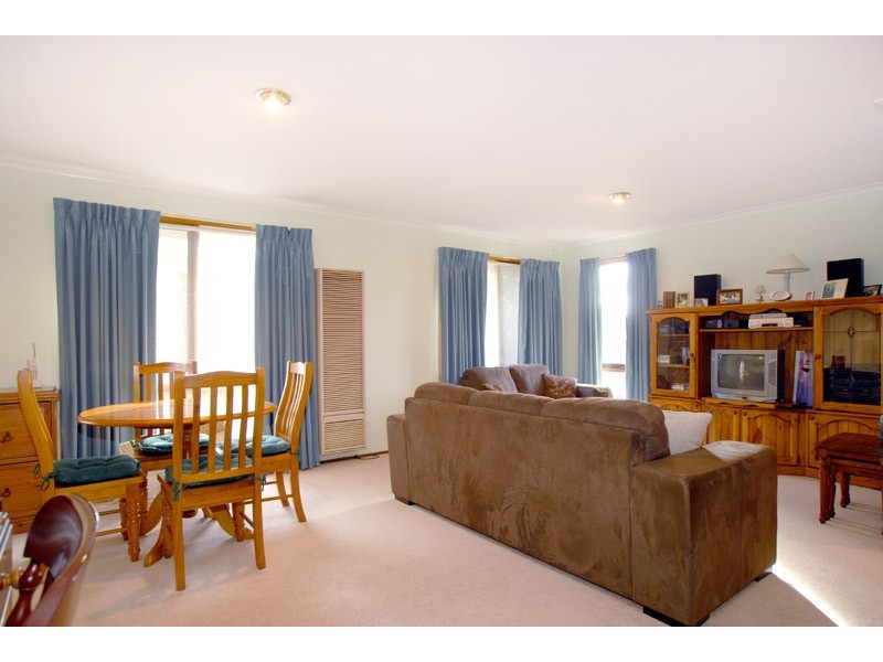 67 Beresford Drive, Boronia VIC 3155