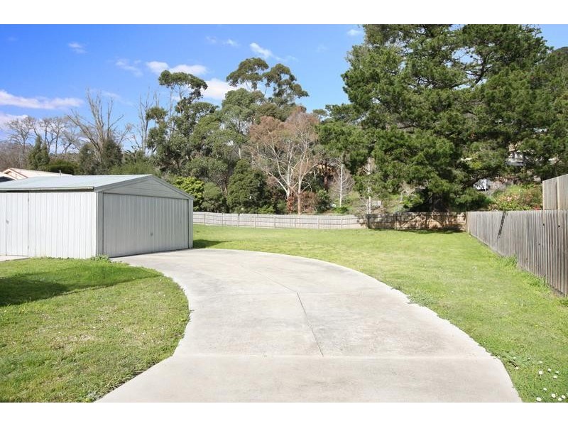 11 Mount View Road, Upper Ferntree Gully VIC 3156