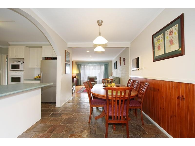 11 Akron Street, Ferntree Gully VIC 3156