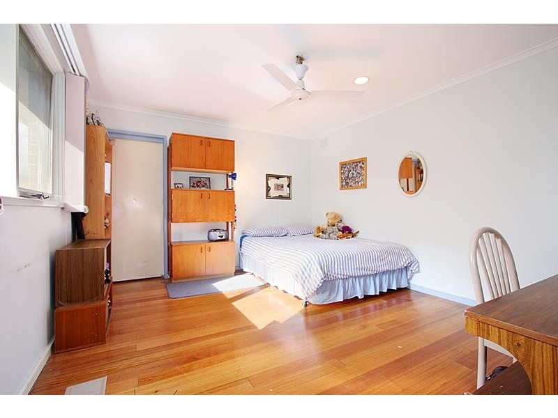 11 Akron Street, Ferntree Gully VIC 3156