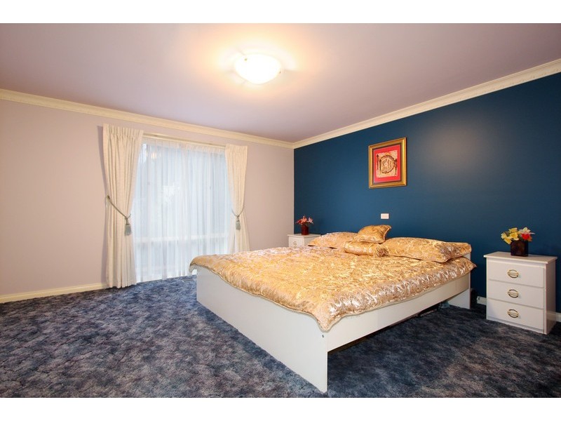 29 Lynn Drive, Ferntree Gully VIC 3156