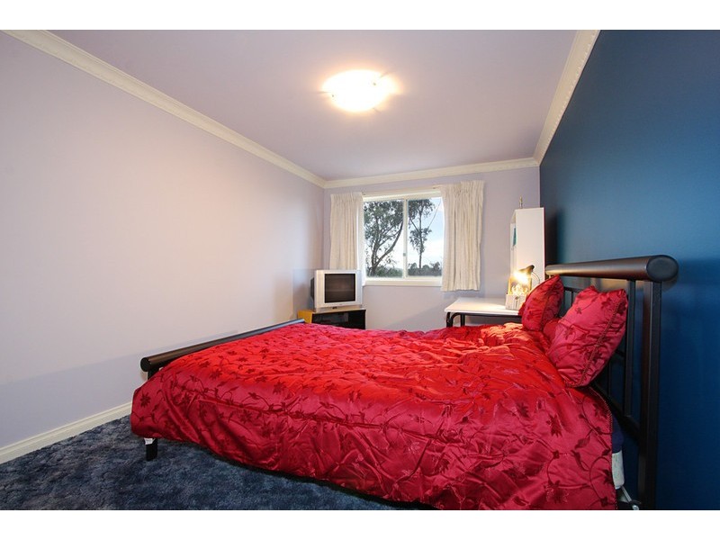 29 Lynn Drive, Ferntree Gully VIC 3156