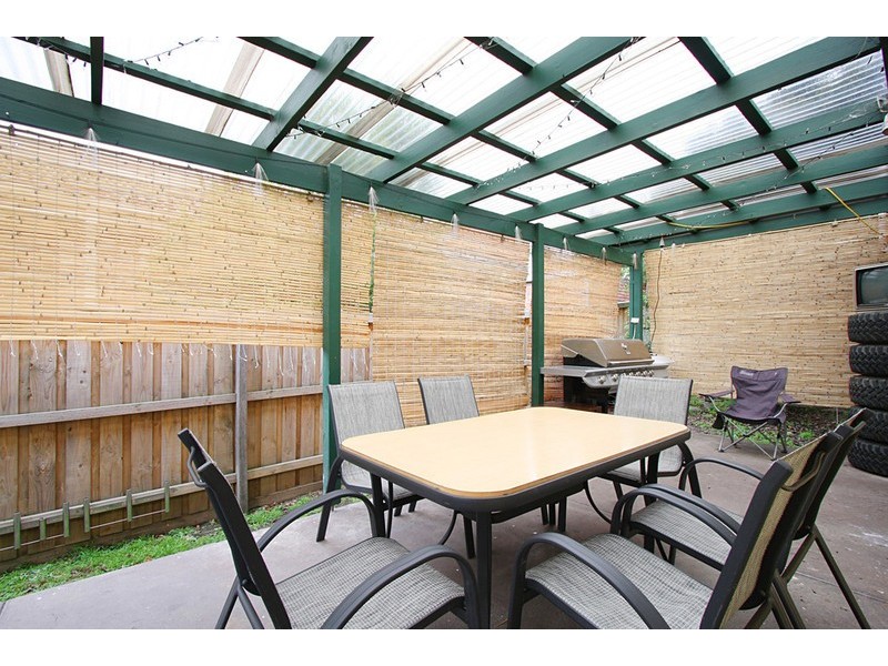 1/17 Elm Street, Bayswater VIC 3153