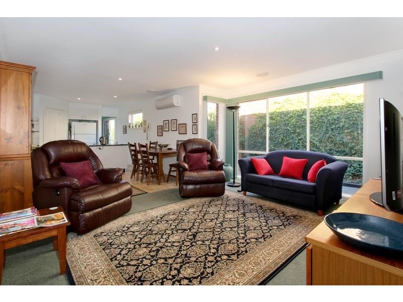 32 Forest Oak Drive, Upper Ferntree Gully VIC 3156