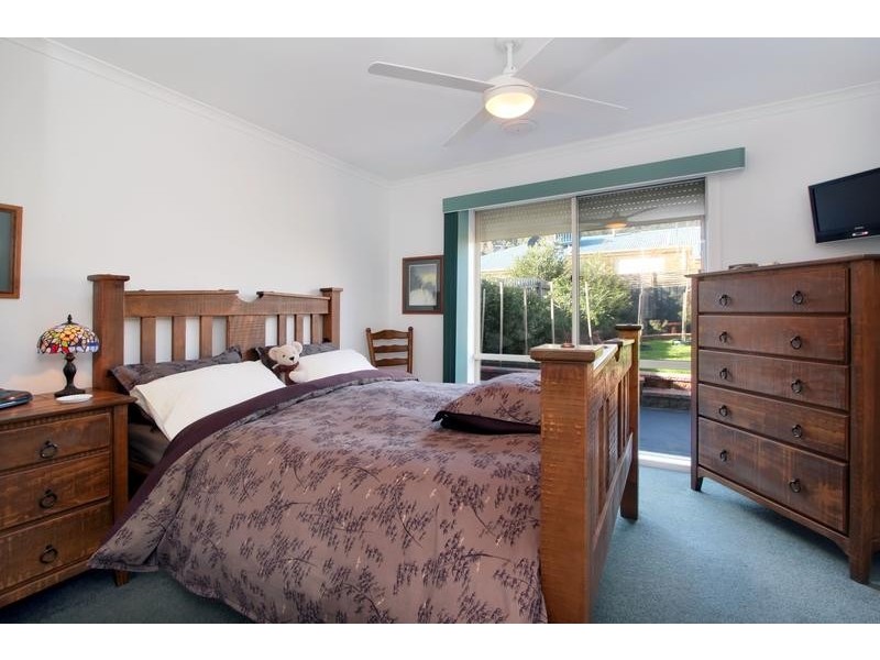 32 Forest Oak Drive, Upper Ferntree Gully VIC 3156