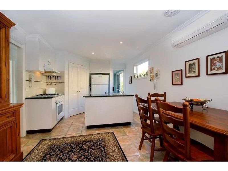 32 Forest Oak Drive, Upper Ferntree Gully VIC 3156