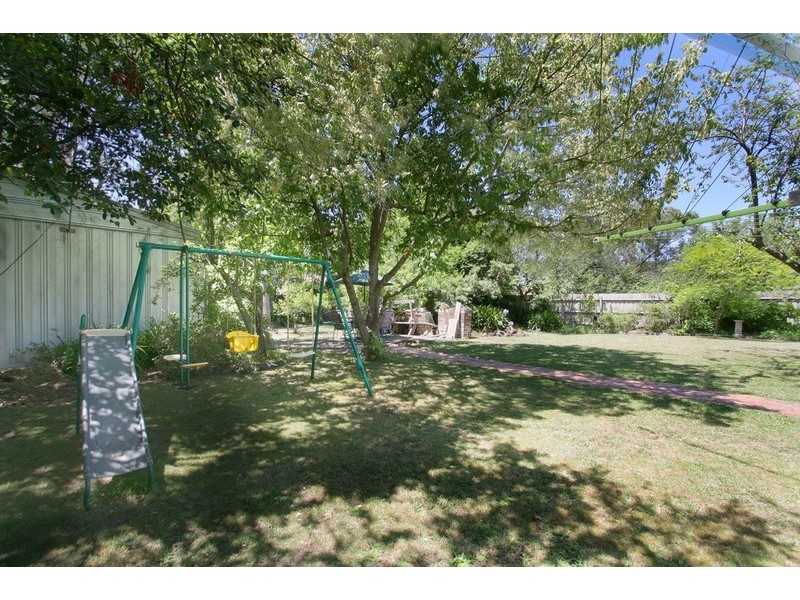 76 David Street North, Knoxfield VIC 3180