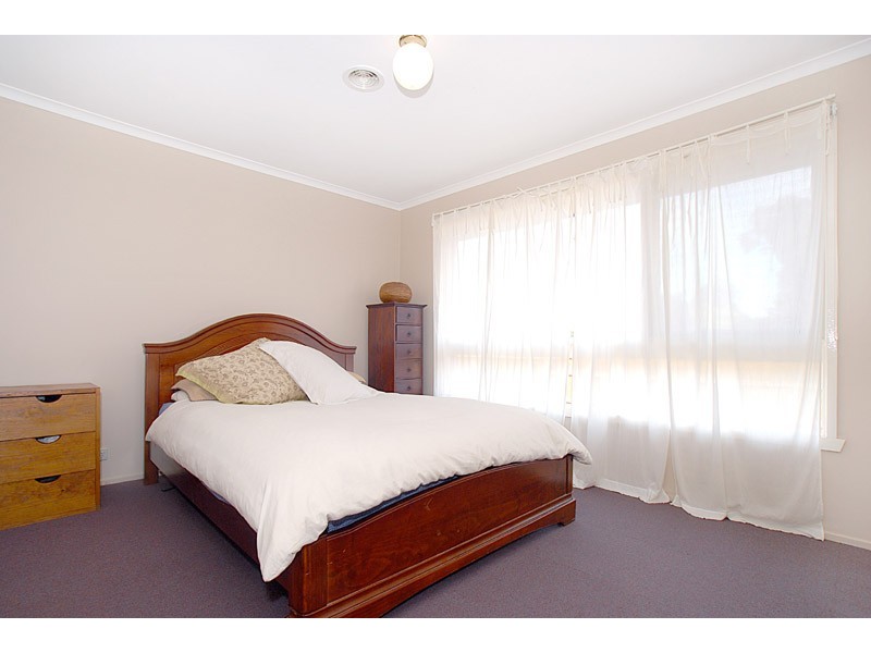 72 Mountain Gate Drive, Ferntree Gully VIC 3156