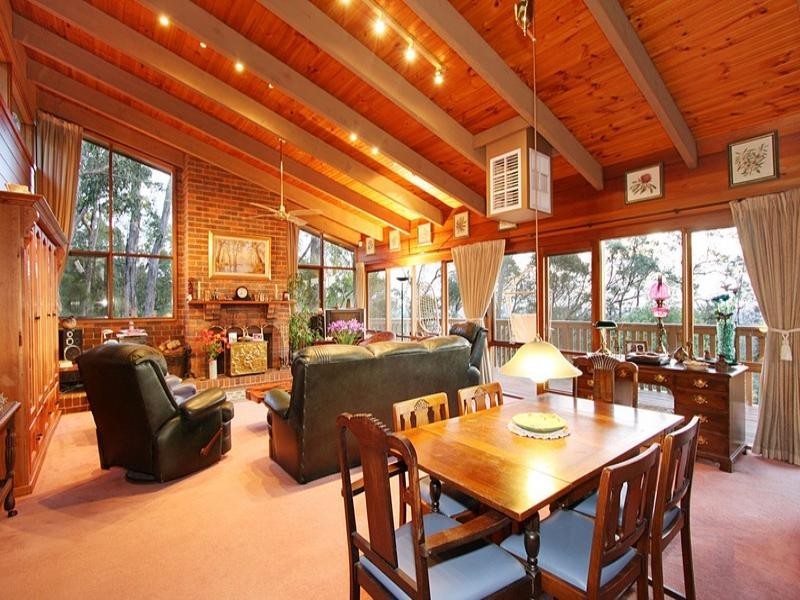 14 Leslie Avenue, Boronia VIC 3155