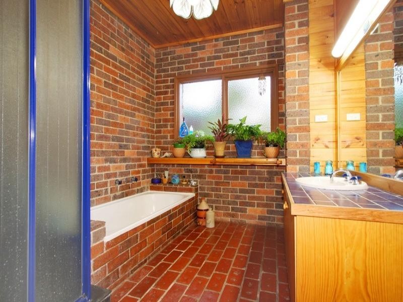 14 Leslie Avenue, Boronia VIC 3155