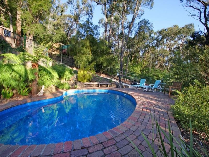 14 Leslie Avenue, Boronia VIC 3155