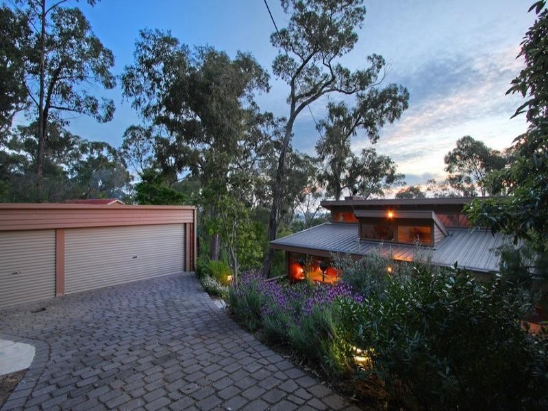 14 Leslie Avenue, Boronia VIC 3155