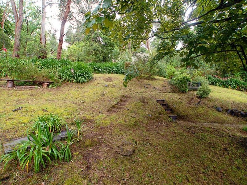 53 Ternes Road, Upwey VIC 3158