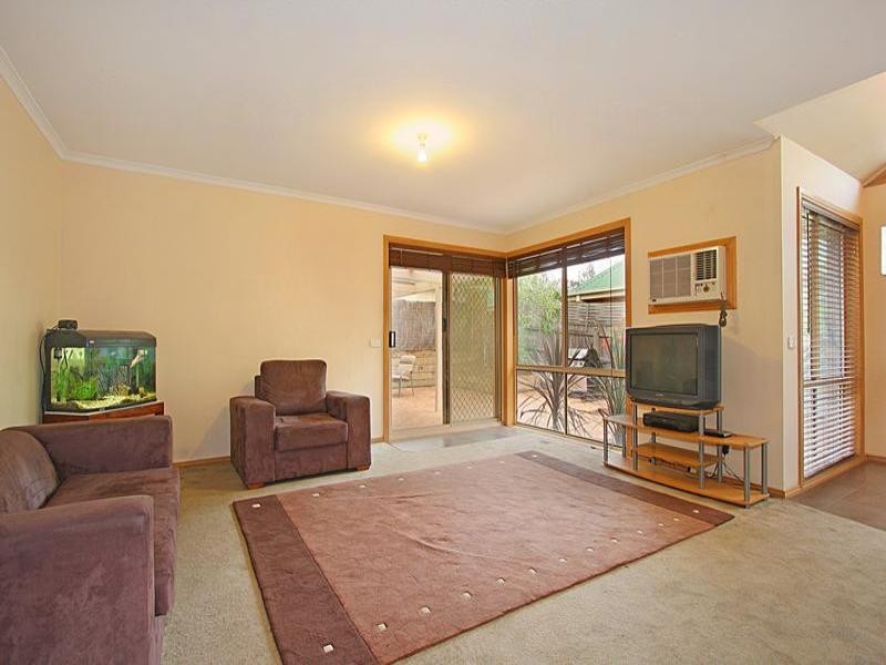 13 Alexandra Court, Knoxfield VIC 3180