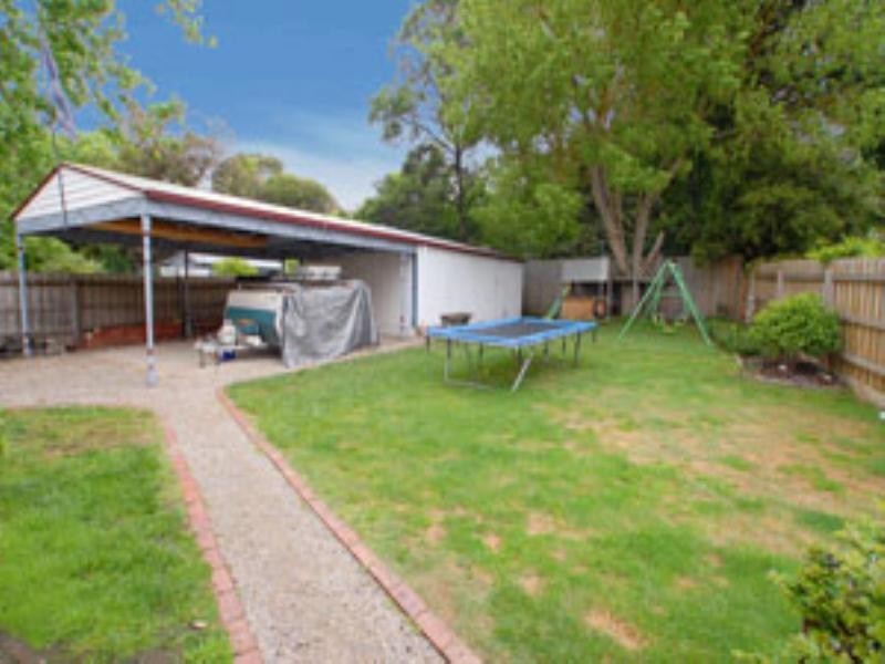 39 Rollings Road, Upper Ferntree Gully VIC 3156