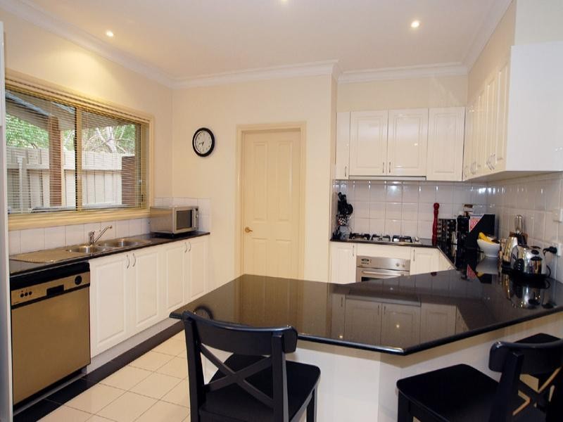 1/100 Parker Street, Templestowe VIC 3106