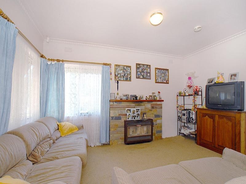 5 Victoria Road, Bayswater VIC 3153