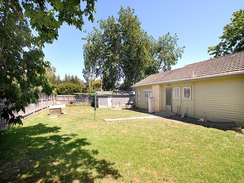 5 Victoria Road, Bayswater VIC 3153