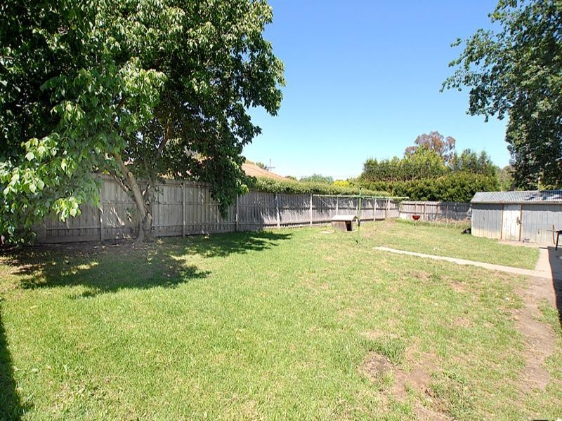 5 Victoria Road, Bayswater VIC 3153