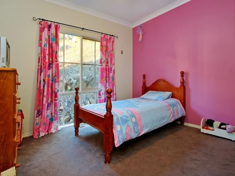 26 Baldwin Avenue, Upper Ferntree Gully VIC 3156