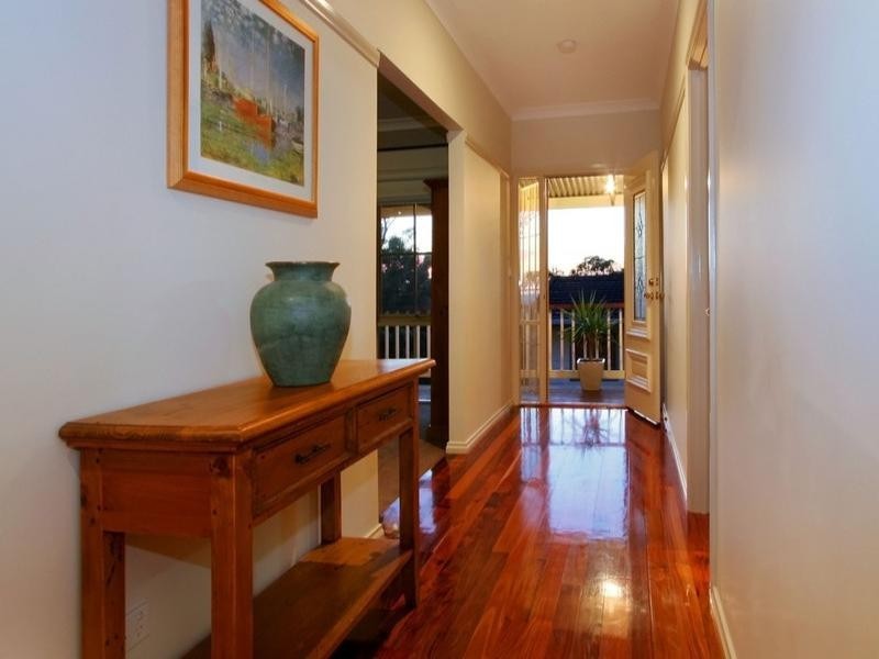 26 Baldwin Avenue, Upper Ferntree Gully VIC 3156