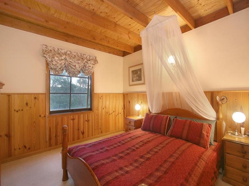 166 Mount Morton Road, Belgrave Heights VIC 3160