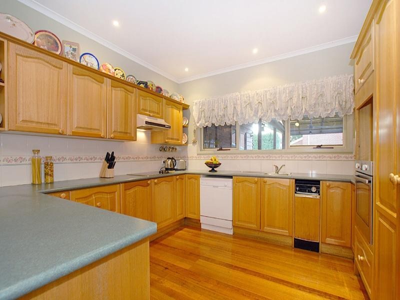 5 Flower Street, Ferntree Gully VIC 3156