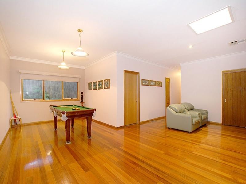 5 Flower Street, Ferntree Gully VIC 3156