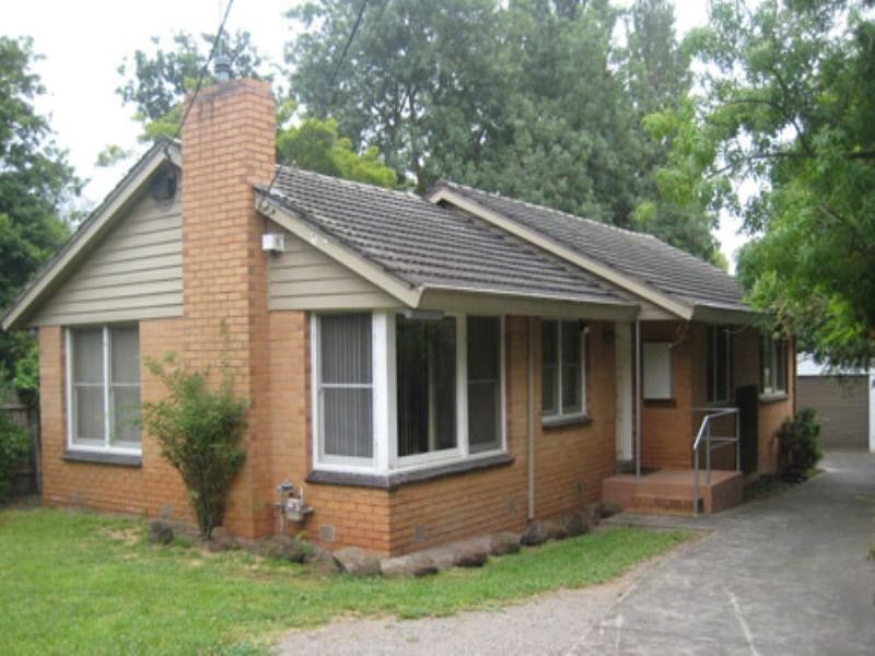 27 Talaskia Road, Upper Ferntree Gully VIC 3156