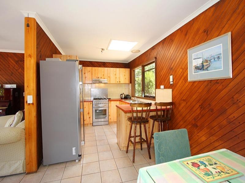 18 Grandview Crescent, Upper Ferntree Gully VIC 3156