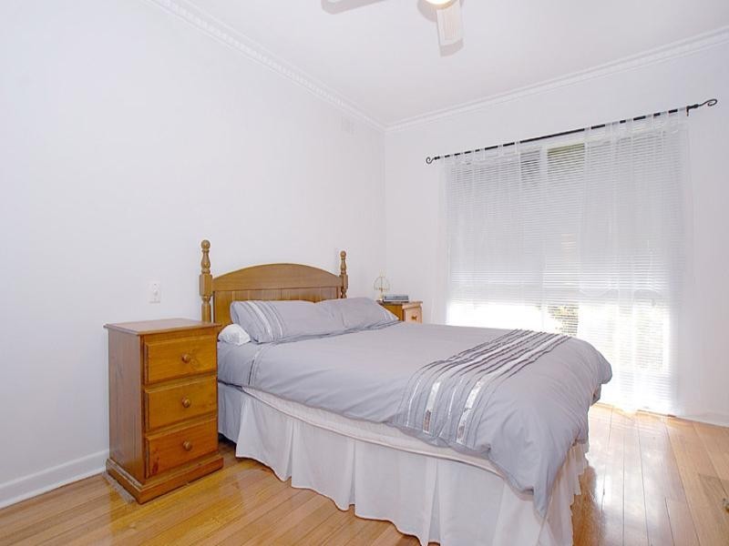 21 Norma Crescent South, Knoxfield VIC 3180