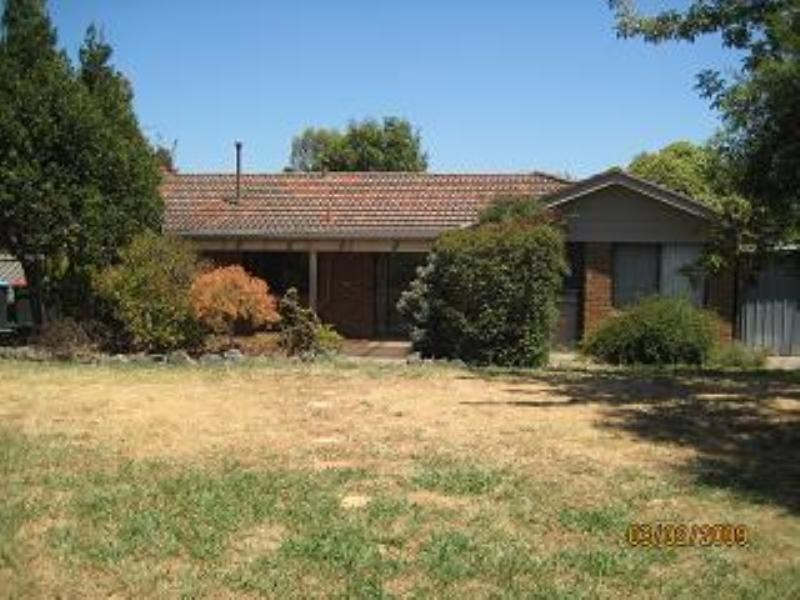 13 Homewood Close, Ferntree Gully VIC 3156