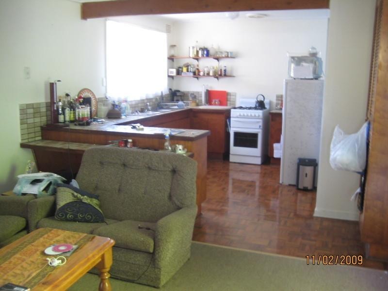 32 Lloyd Street, Knoxfield VIC 3180