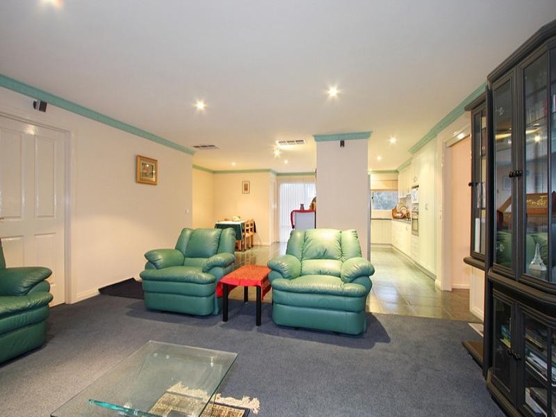 29 Lynn Drive, Ferntree Gully VIC 3156