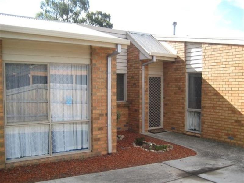 1/80 Edina Road, Ferntree Gully VIC 3156