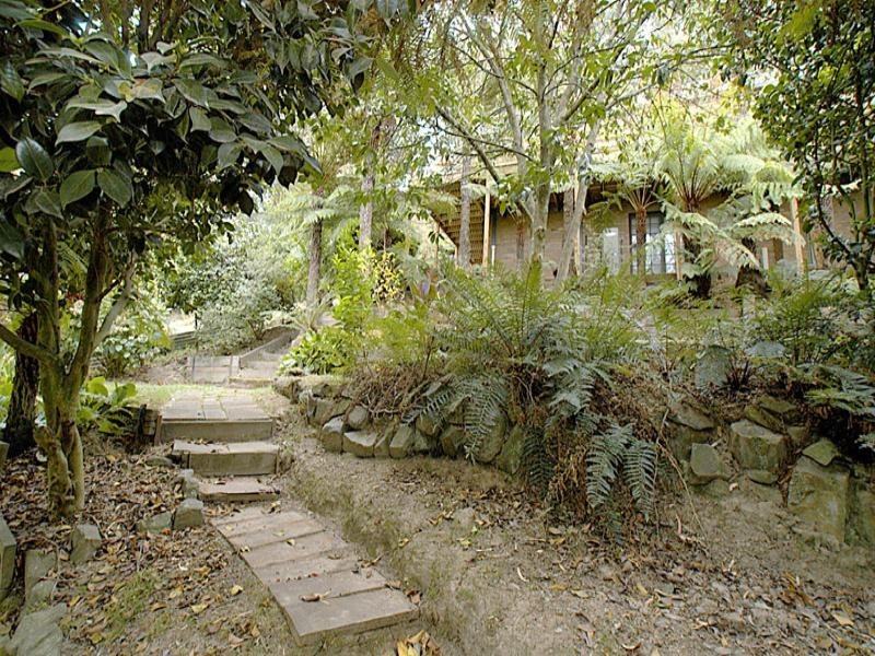 110 Mount Dandenong Tourist Road, Ferny Creek VIC 3786