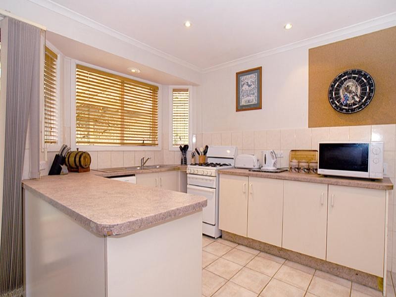 16 Malua Road, Ferntree Gully VIC 3156