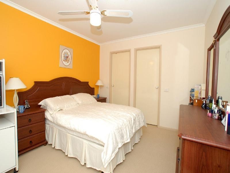 16 Shalimar Crescent, Boronia VIC 3155