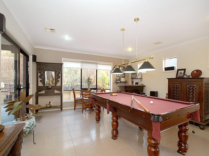 54 Norvel Road, Ferntree Gully VIC 3156