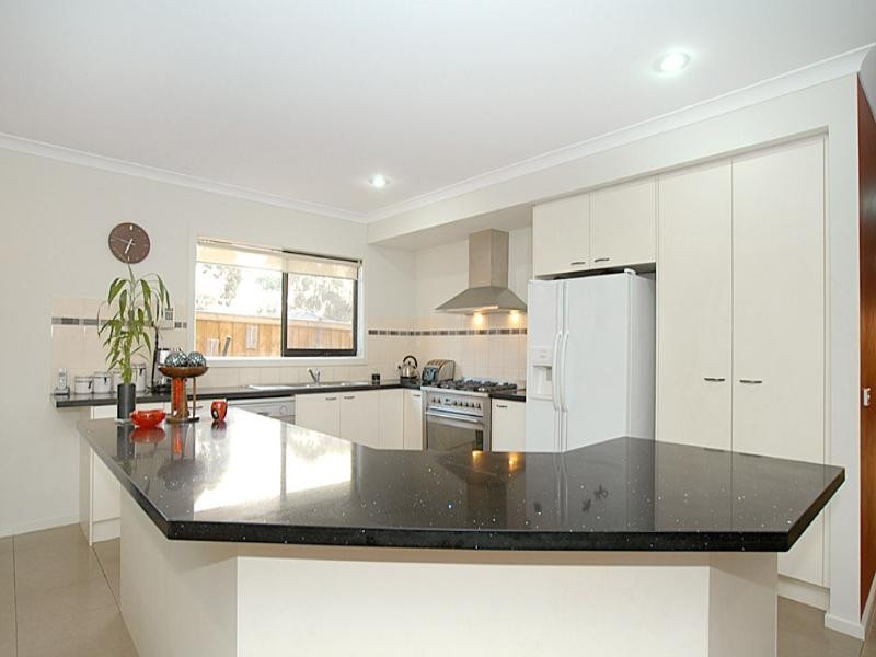 54 Norvel Road, Ferntree Gully VIC 3156