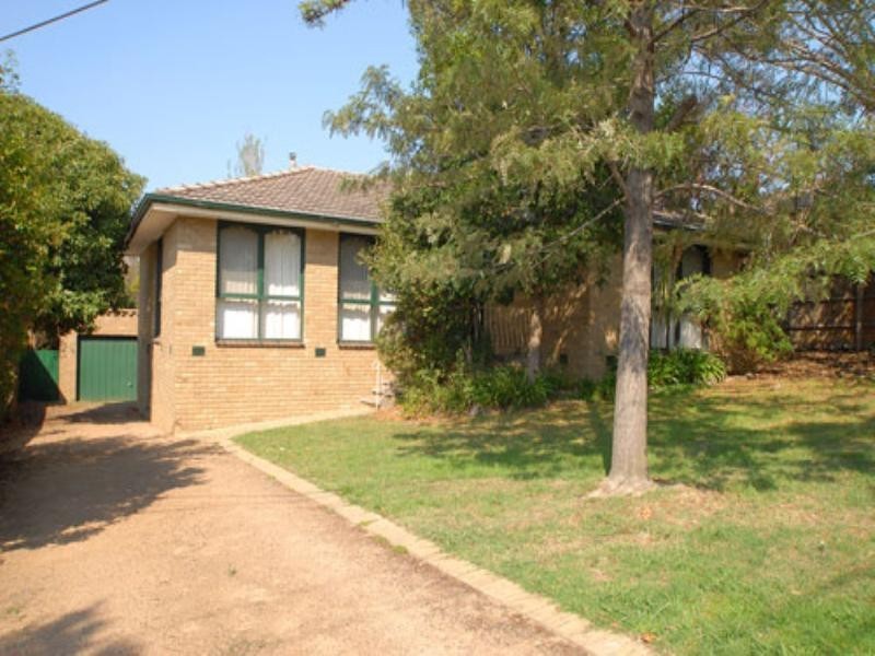 19 Silverton Drive, Ferntree Gully VIC 3156