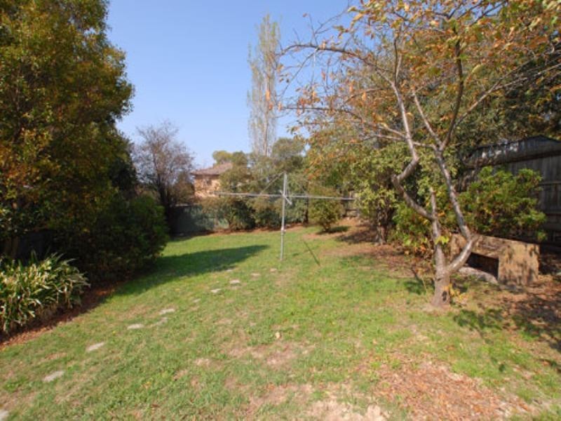 19 Silverton Drive, Ferntree Gully VIC 3156
