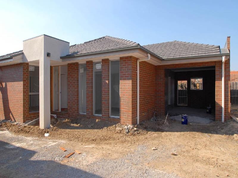 4/1399 High Street Road, Wantirna South VIC 3152